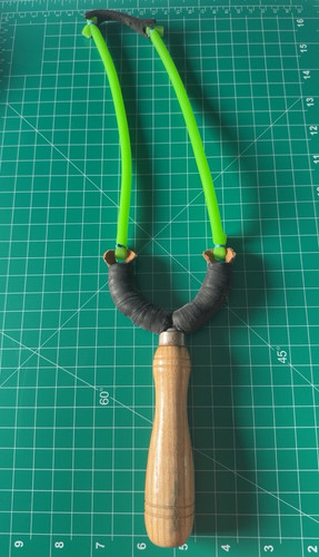 Traditional catapult