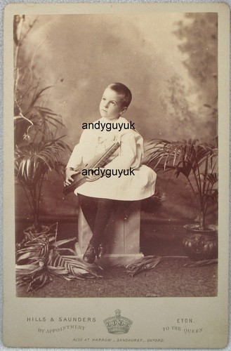 Cabinet card boy - boy, holding