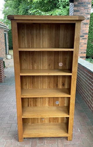 Solid oak bookcase display - bookcase, /
