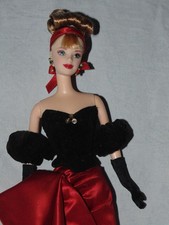 Vintage 1998 Avon Winter Splendor/Splendour Special Edition Barbie