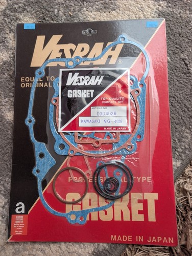 Complete engine gasket set - engine,