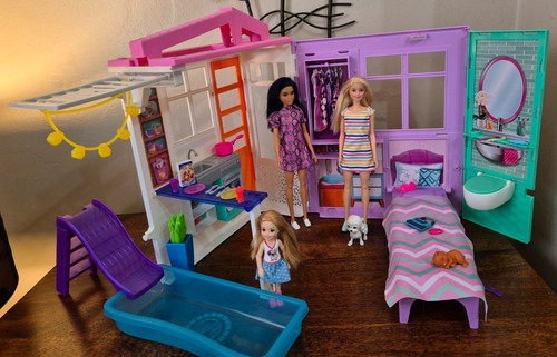Barbie close doll - &, house