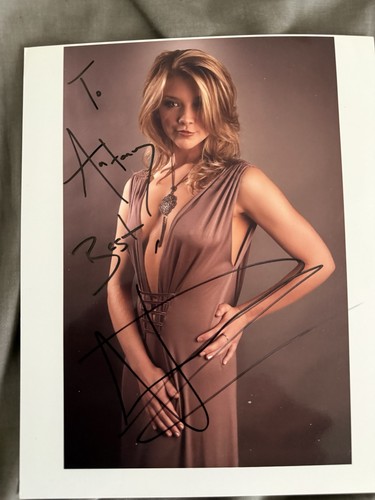 Natalie dormer signed picture - natalie,