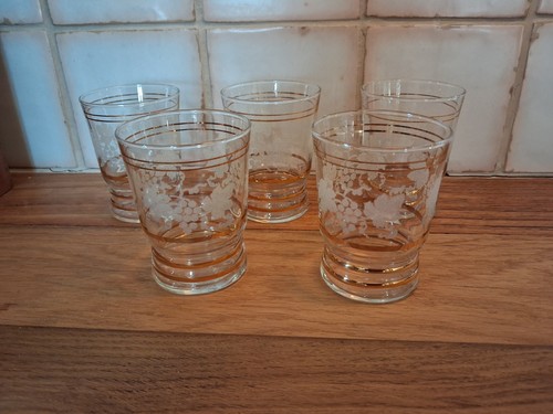Vintage glass tumblers - x,