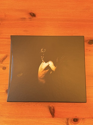 Suede so young - suede,