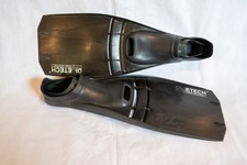 Adult swimming flippers Size 41-42, UK 7-8