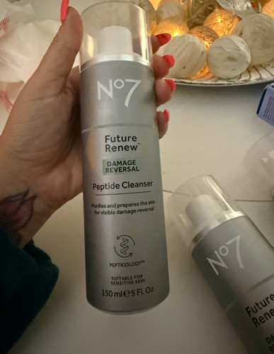 No7 future renew fragrance - future,
