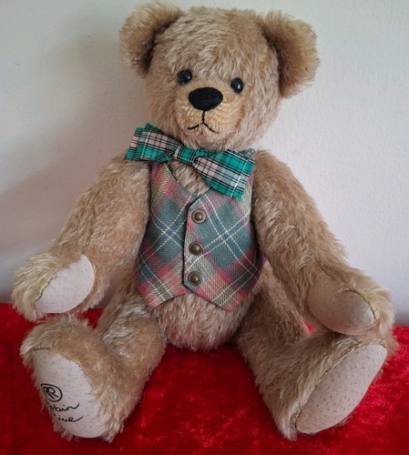 Robin rive teddy bear 28cm - robin,