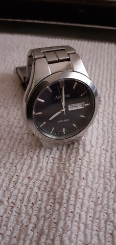 Accurist blue dial - wr, –