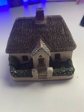Fraser Creations Primrose Cottage Ornament Made in Scotland