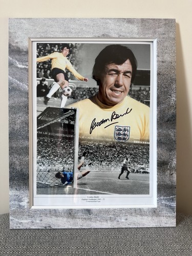 Gordon banks signed original - signed,