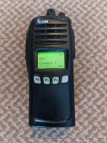 Icom f4162s uhf transceivers - icom,