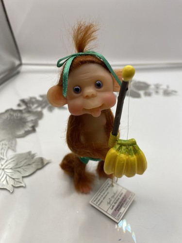 Monkey goes fishing - goes, fishing”