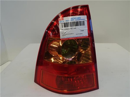 Rear light left toyota corolla - rear,