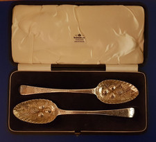 Boxed Pair of Georgian Sterling Silver Berry Spoons, Hallmarked Newcastle 1806.