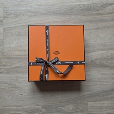 Original Genuine Hermes small Gift Box Packaging 19.5 x 19.5 x 5.5 cm