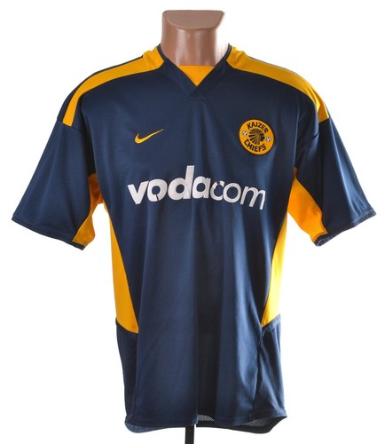 Kaizer chiefs 2002 - 2003, away