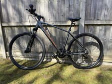 Trek Dual Sport 3 Hybrid Bike