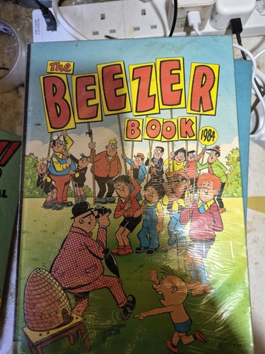 The beezer book annual - the,