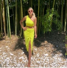 zara neon green cutout one