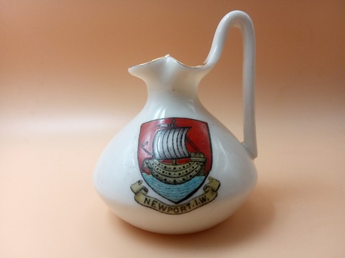 Goss crested china newport - goss,