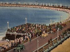 1940s Long Beach CA Busy Pier