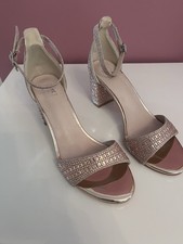 Moda In Pelle Rose