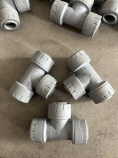 11 Polyplumb 15mm Equal Tee PB215  
