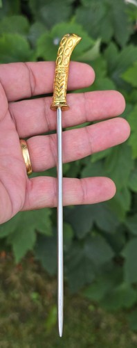 Sikh baaj gold - baaj, plated