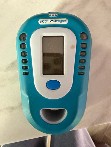 Smokerlyzer monitor
