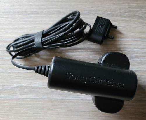 Sony ericsson k800i charger - sony,