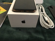 Apple iPhone XS - 64GB