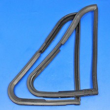 Pair Quarterlight Rubber