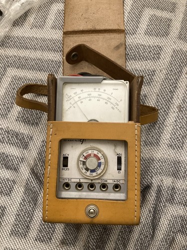 Vintage 1970s post office - post,