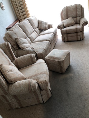 Bridgecraft three piece suite