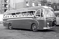 AB0279 - Sutton's Coach Bus -