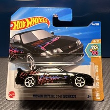 Hot Wheels Nissan Skyline GTR R33 BCNR33 HKS Black 70’s vs 90’s Mint  Short Card