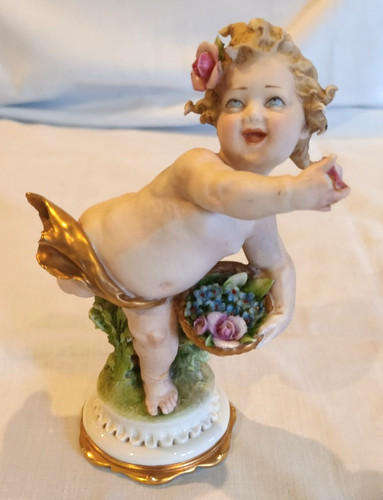 Capodimonte spring cherub - capodimonte,