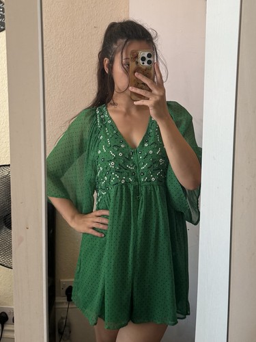 Zara basic green embroidered - basic,