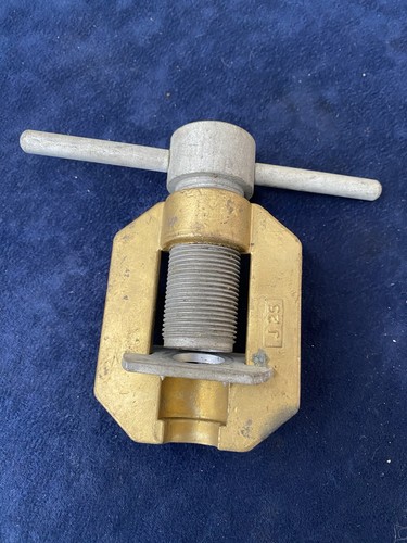 Like pyrocrimp crimping tool - like,