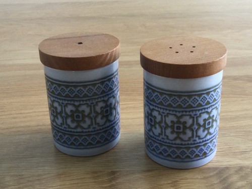 Hornsea pottery tapestry salt