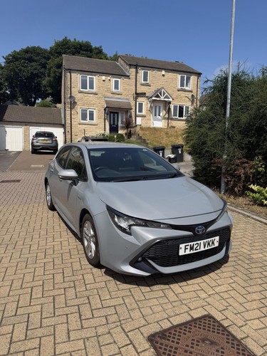 Toyota corolla hybrid icon - 1.8,