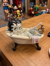 “Betty Boop in a bath tub” 2003 king features syndicate Fleischer studios 