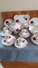 ROYAL STAFFORD ROSES TO REMEMBER 22 PIECE TEASET WITH TEAPOT A/F