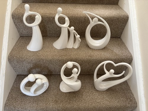 Circle love kim lawrence - by,