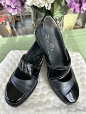 Fly Flot Shoes Size 6 Black