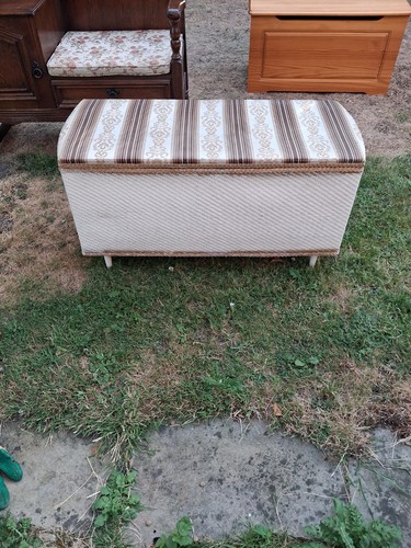 Vintage retro lloyd loom style - lloyd,