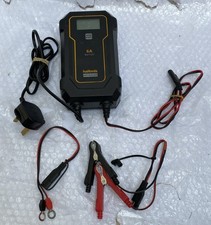 Halfords Intelligent Battery Charger 6A-6V/12V