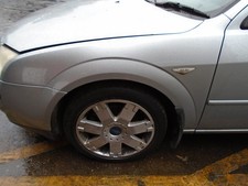 04 FORD MONDEO MK3 TDCI ESTATE NEARSIDE FRONT SUSPENION LEG 00-08 BREAKING CAR