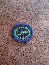 1975 Girlguiding COLLECTORS interest Badge Small Size